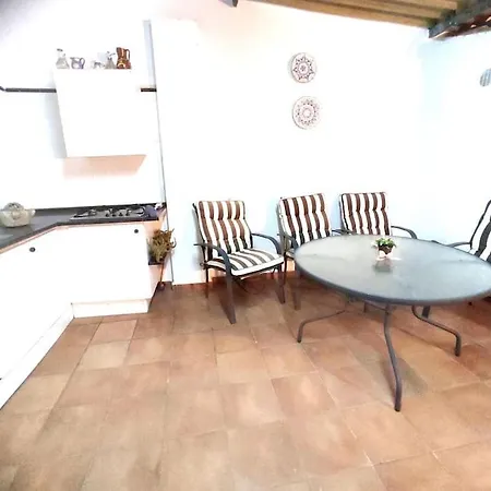 Encantadora Casa De Pueblo *