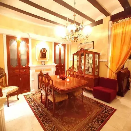 Encantadora Casa De Pueblo Sagunto